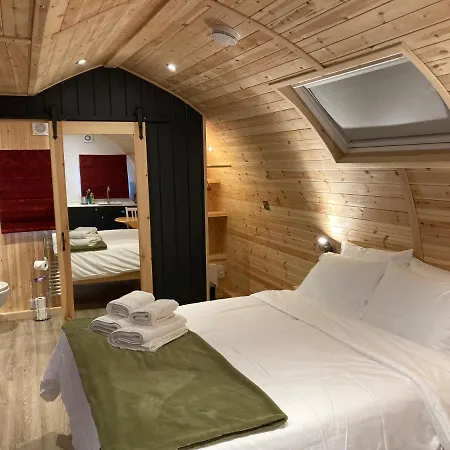 Bedrule Old Manse Glamping Villa Hawick Exterior photo
