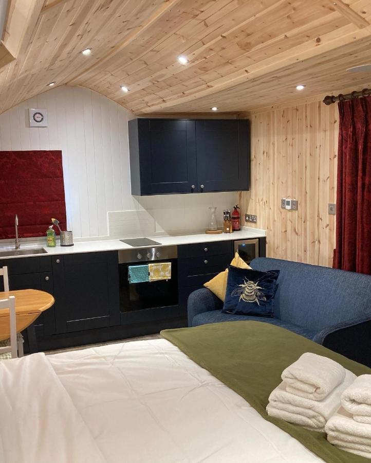 Bedrule Old Manse Glamping Hawick