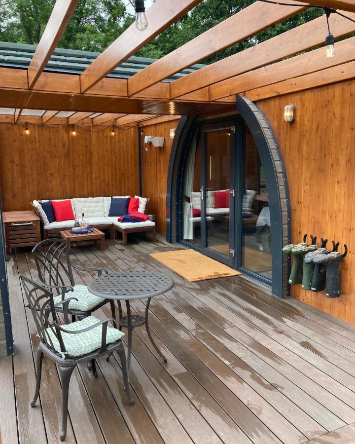 Chalet Bedrule Old Manse Glamping *
